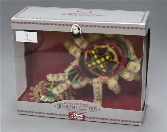 A Steiff Spider Set EAN 401732, mint and boxed